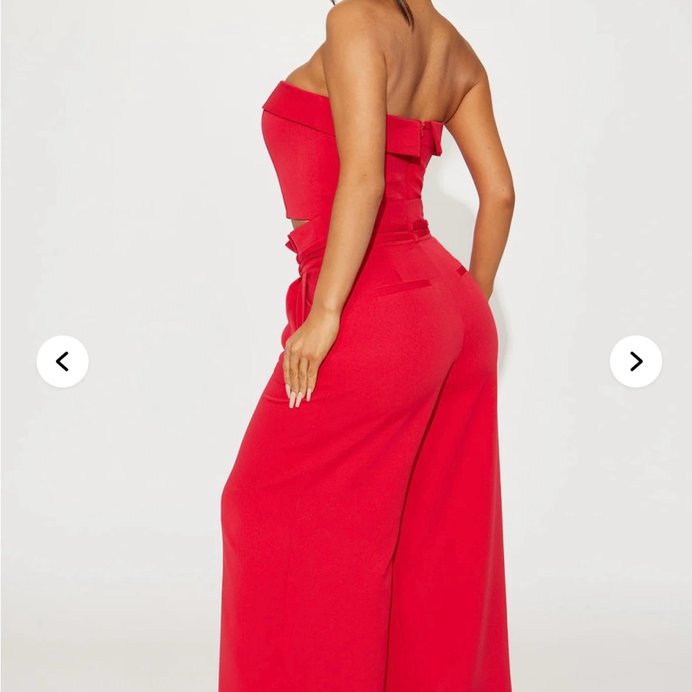 Red Strapless Set - Picture 3 of 10